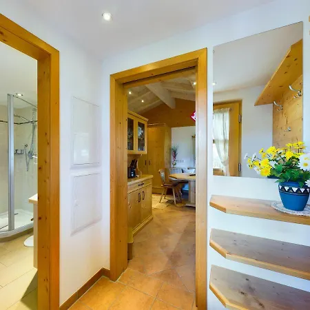 Tiny-chalet