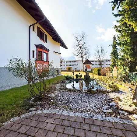 Tiny-chalet